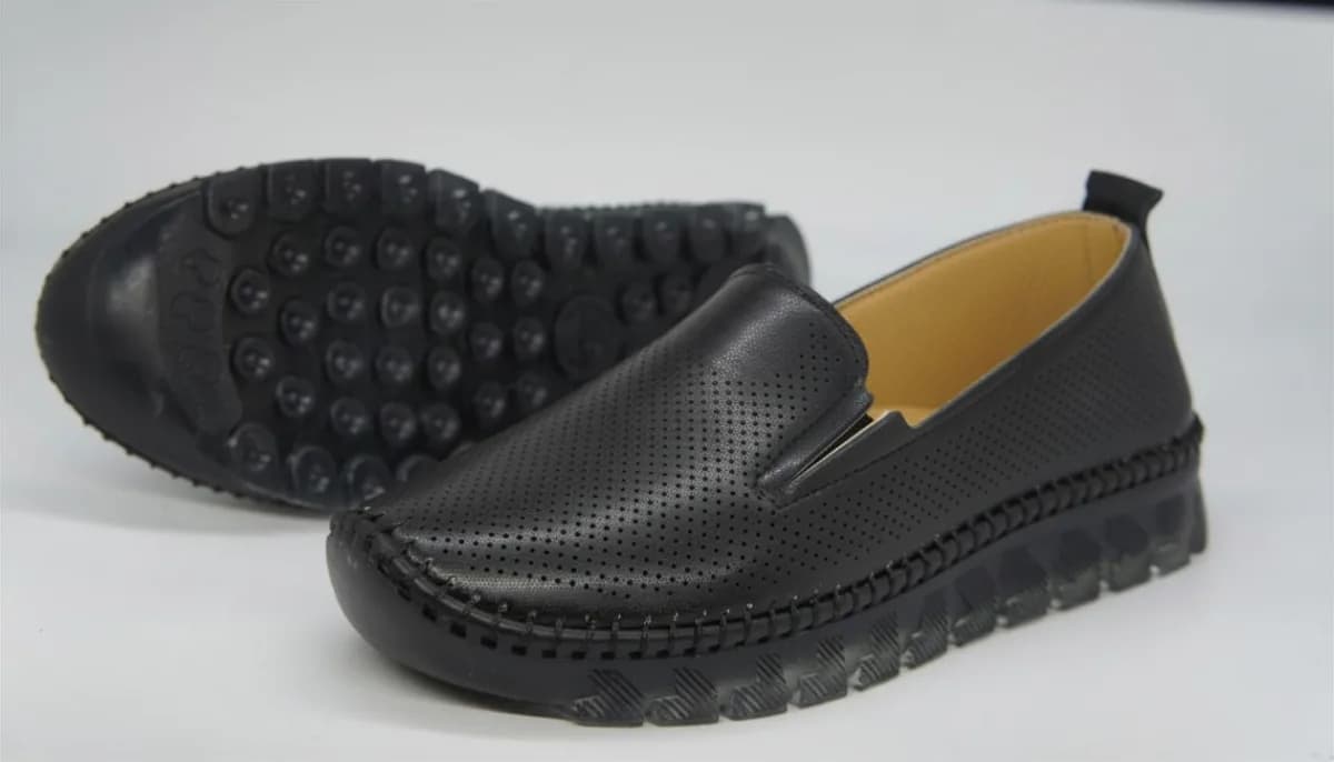 Kadın Siyah Trok Tabanlı Düz Günlük Loafer Ayakkabı