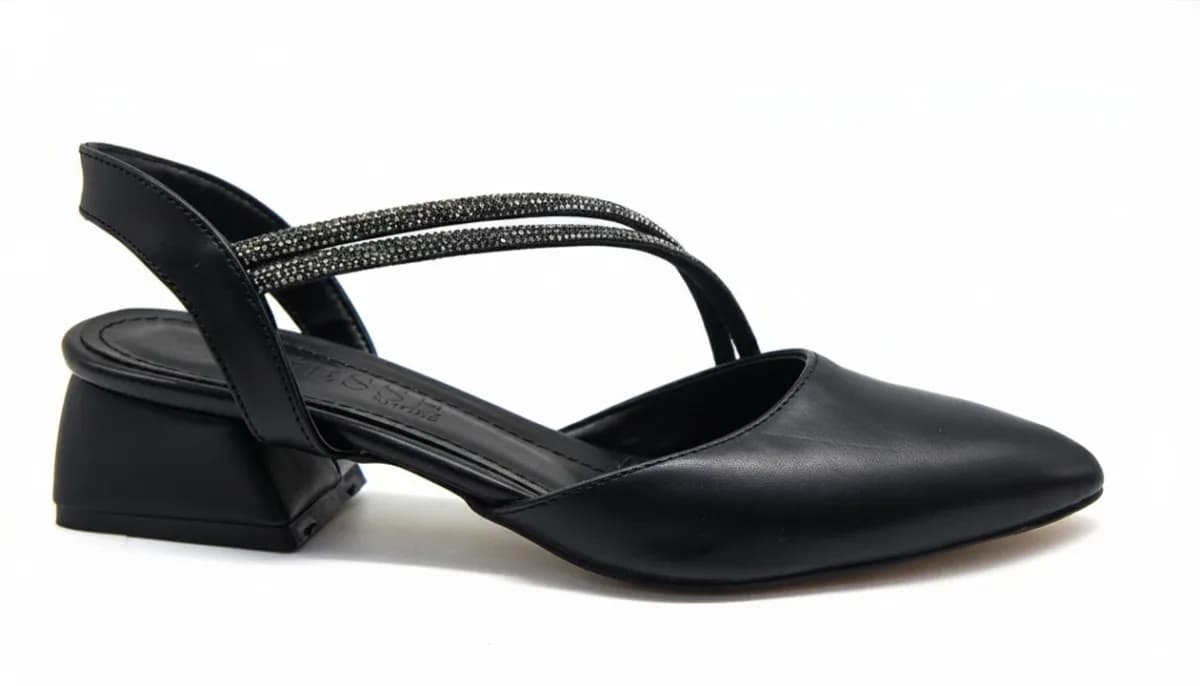 Kadın Siyah Çapraz Bantlı Alçak Kalın Topuklu Slingback Ayakkabı