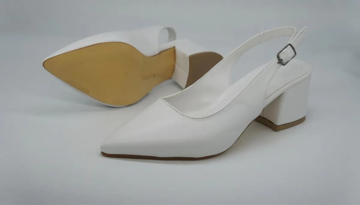 Kadın Beyaz Alçak Kalın Topuklu Slingback Ayakkabı